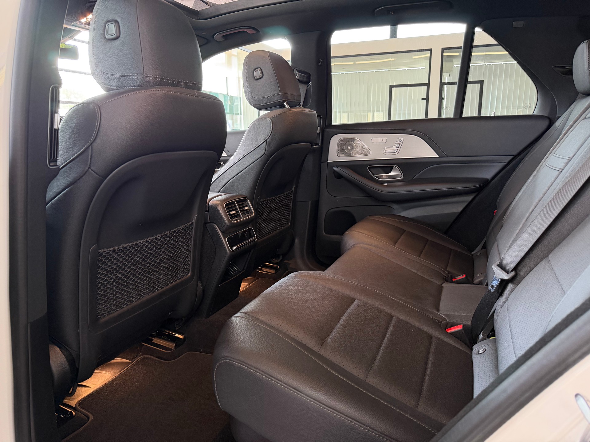 MERCEDES-BENZ GLE 400 d 4Matic AMG Line 9G-Tronic-image-7
