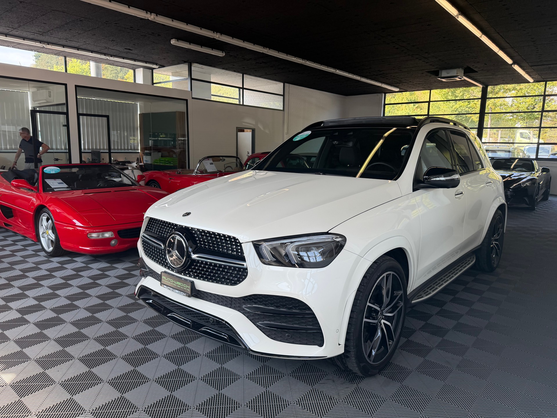 MERCEDES-BENZ GLE 400 d 4Matic AMG Line 9G-Tronic-image-4