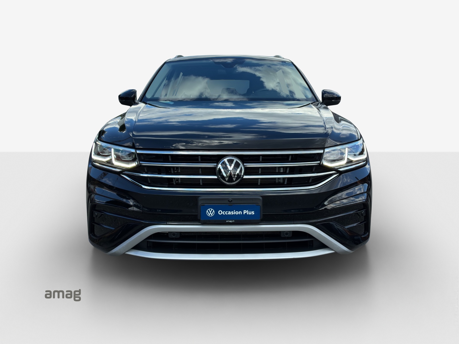 VW Tiguan Allspace 2.0TSI Elegance 4Motion DSG-image-6