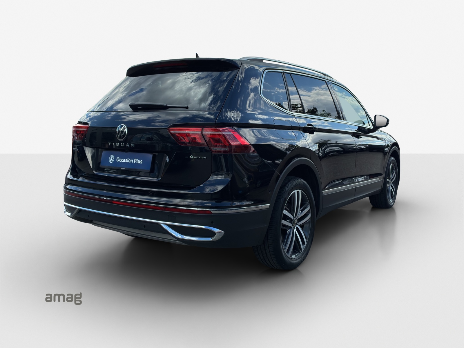 VW Tiguan Allspace 2.0TSI Elegance 4Motion DSG-image-4