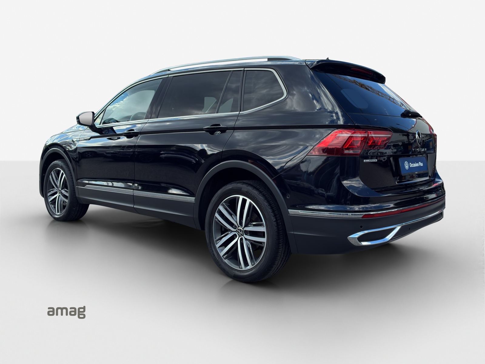 VW Tiguan Allspace 2.0TSI Elegance 4Motion DSG-image-2