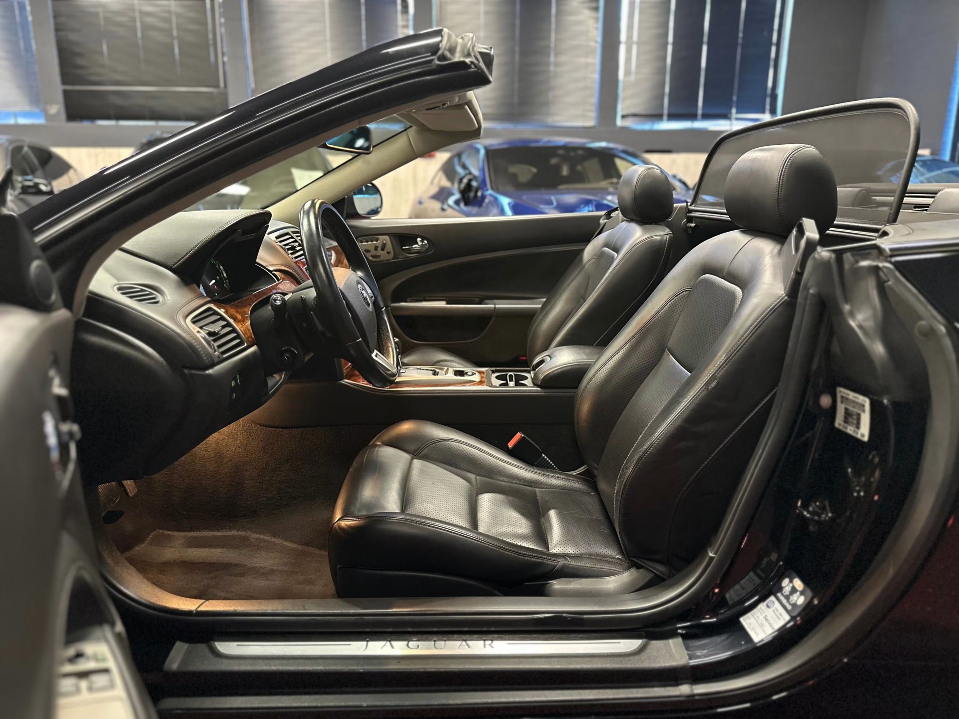 JAGUAR 4.2 V8