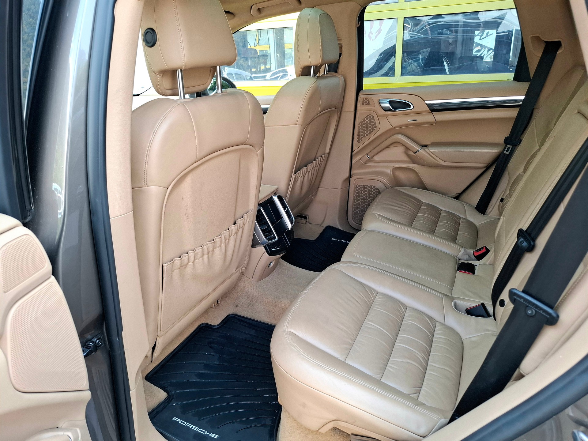 PORSCHE Cayenne Diesel-image-13