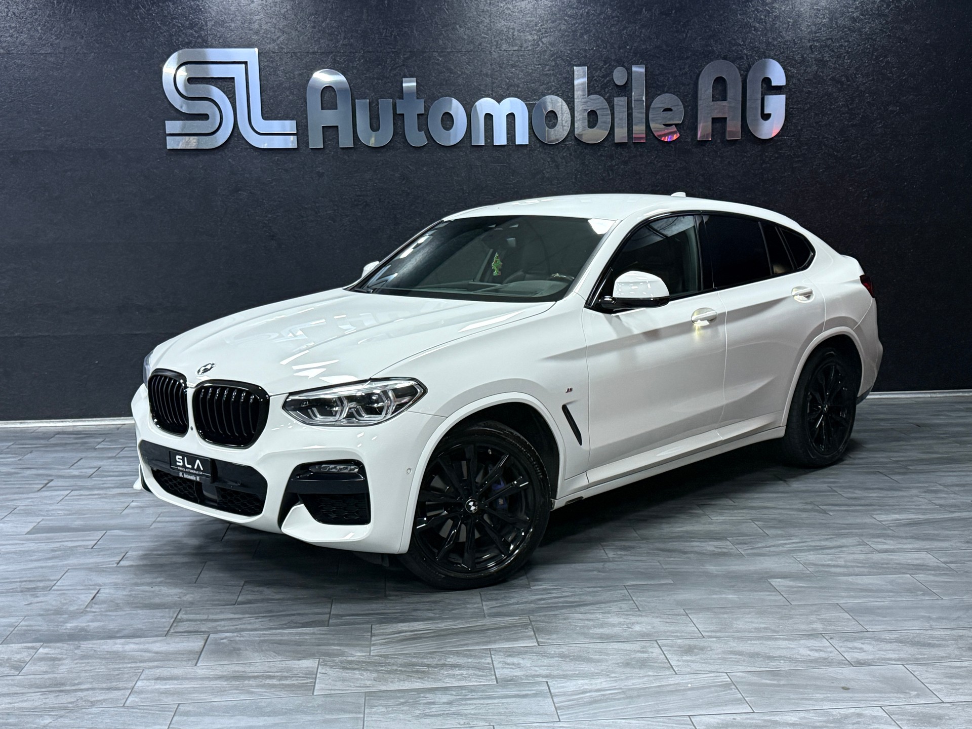 BMW X4 xDrive 20d M Sport Steptronic-image-0