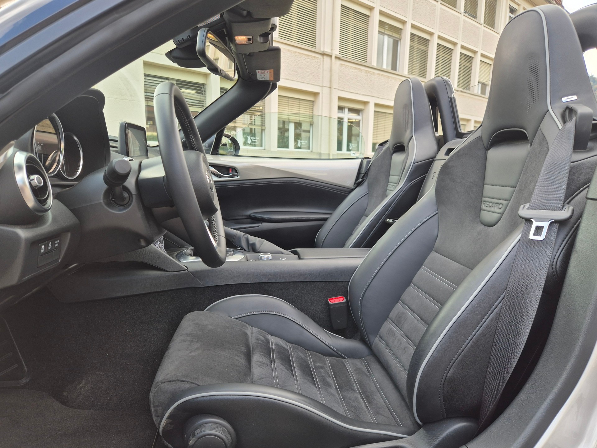 MAZDA MX-5 Skyactiv-G 184 Homura-image-13