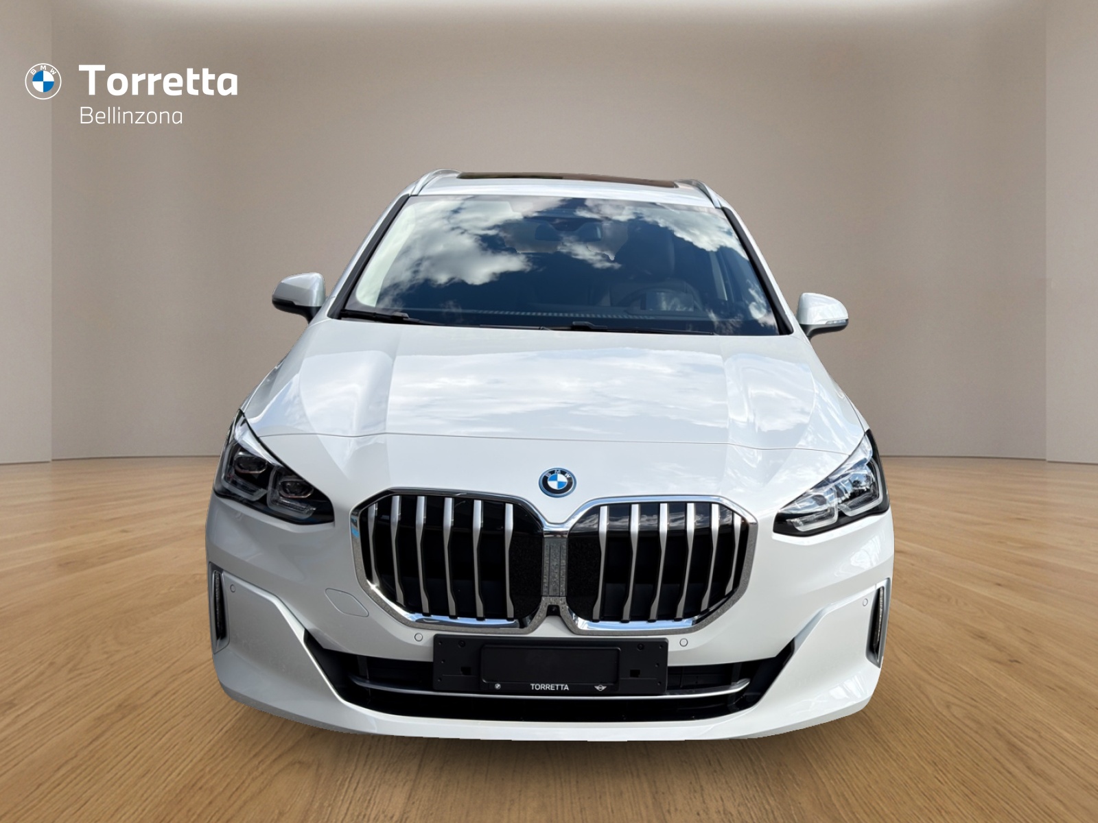 BMW 230e xDrive Active Tourer Luxury Line-image-7