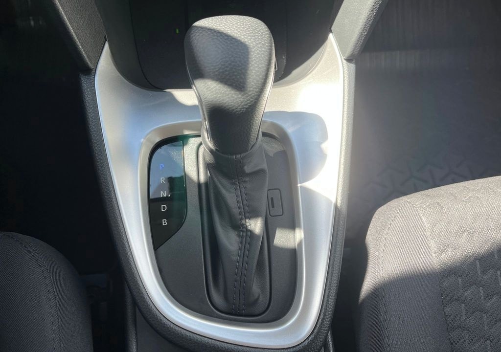TOYOTA Yaris Cross 1.5 VVT-i HSD Comfort AWD-i-image-8