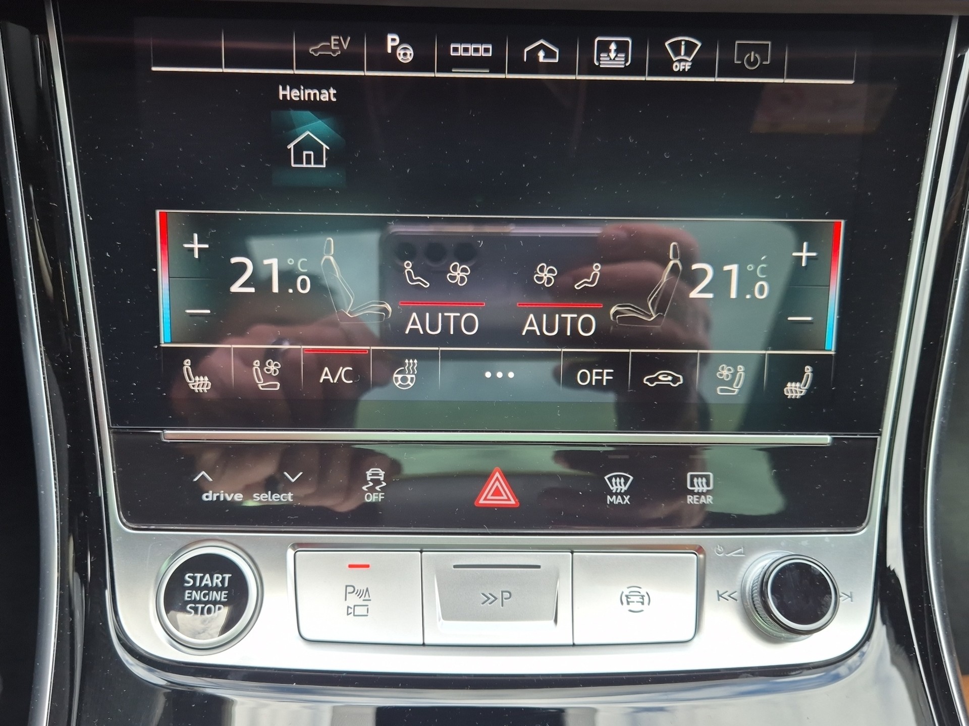 AUDI A8 60 L TFSI e quattro tiptronic-image-23