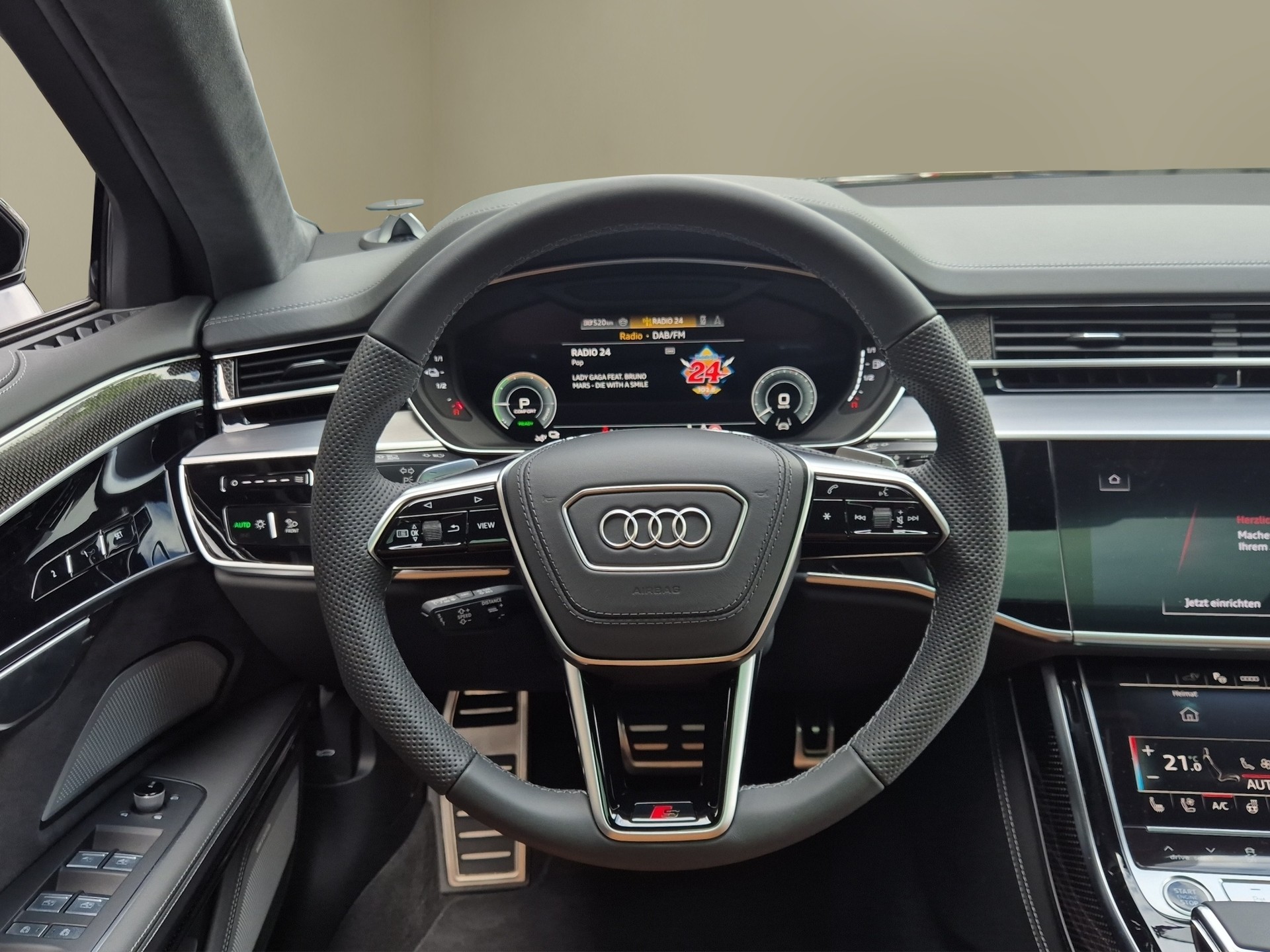 AUDI A8 60 L TFSI e quattro tiptronic-image-12