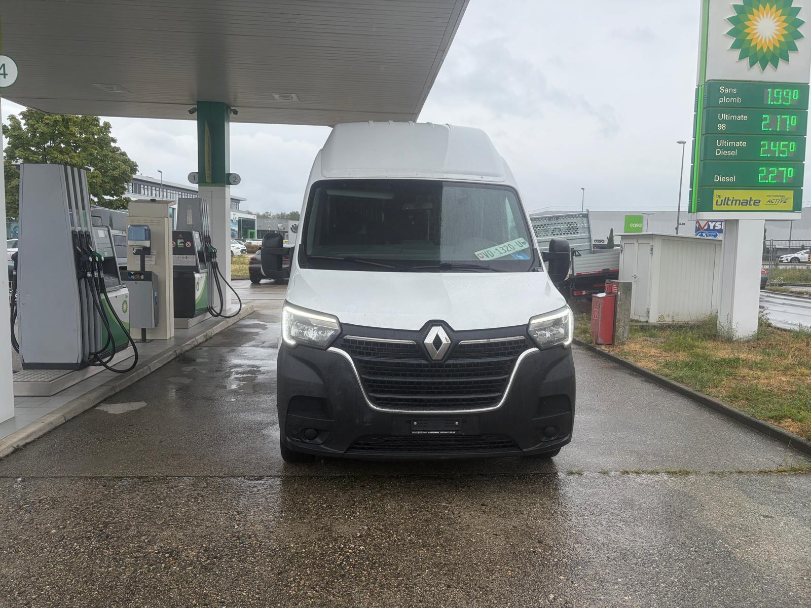 RENAULT Master T35 2.3dCi 135 L3H3-image-2