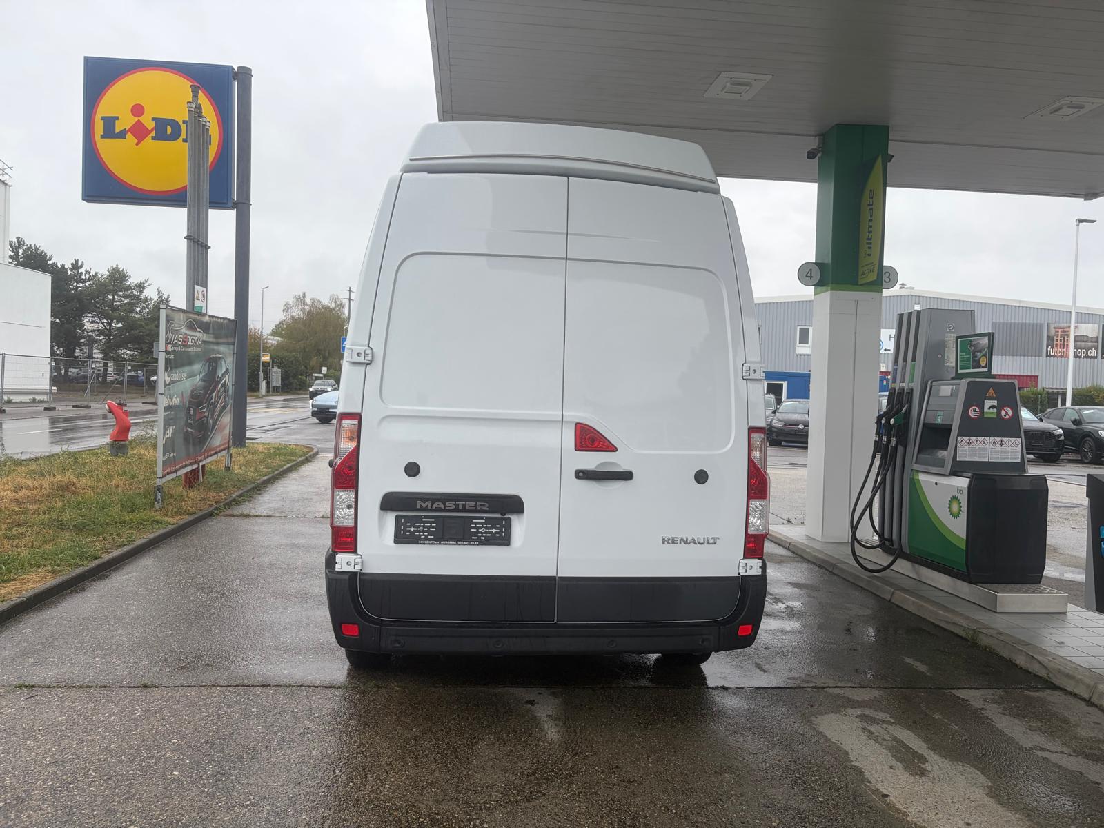 RENAULT Master T35 2.3dCi 135 L3H3-image-4