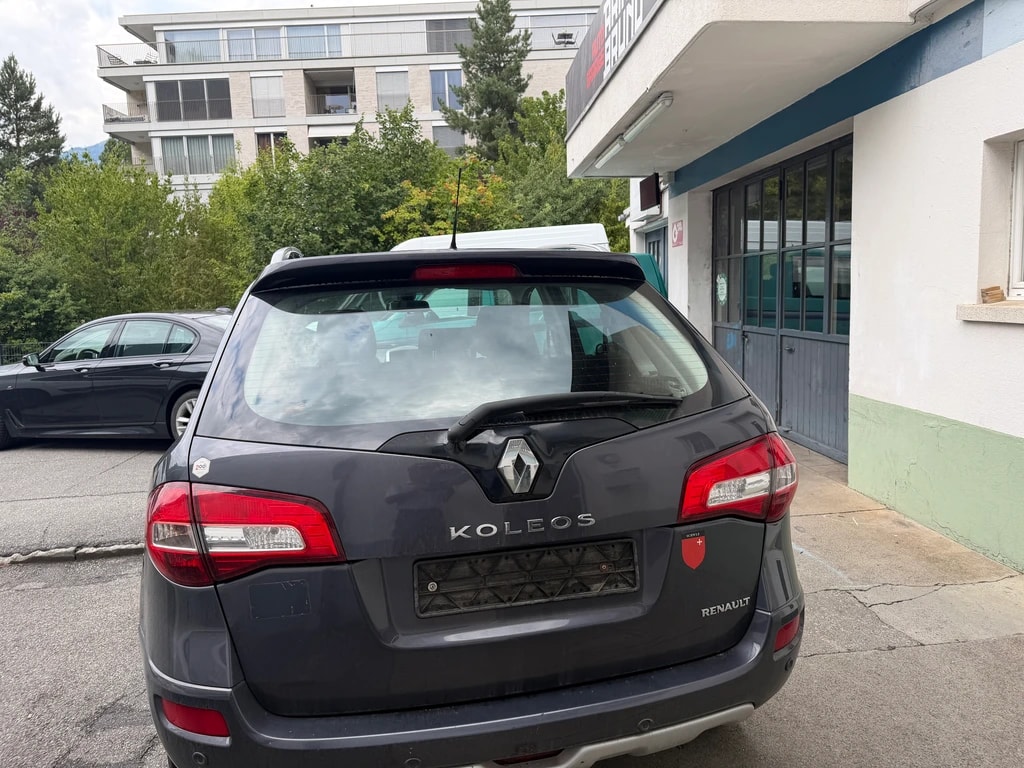 RENAULT Koleos 2.0 dCi Dynamique 4x4-image-2