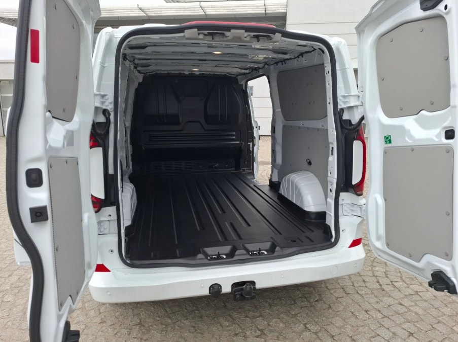VW Transporter 2.0 TDI Edition 4Motion L2 Automat-image-3