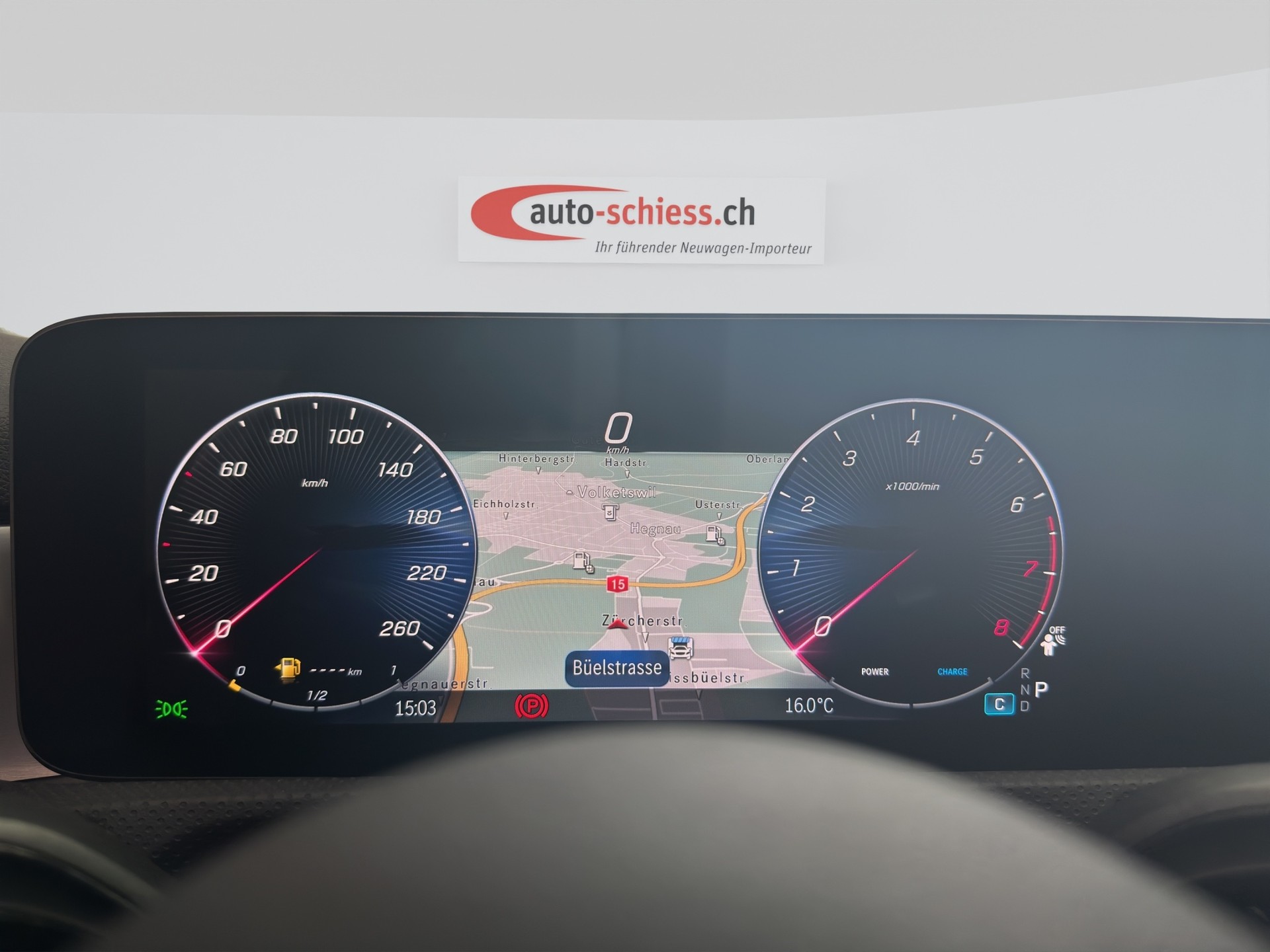 MERCEDES-BENZ A 200 7G-DCT AMG-LINE-image-13