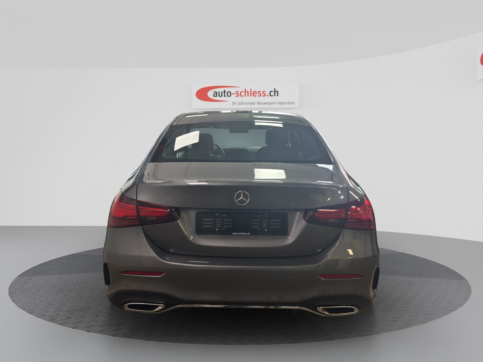 MERCEDES-BENZ A 200 7G-DCT AMG-LINE-image-6
