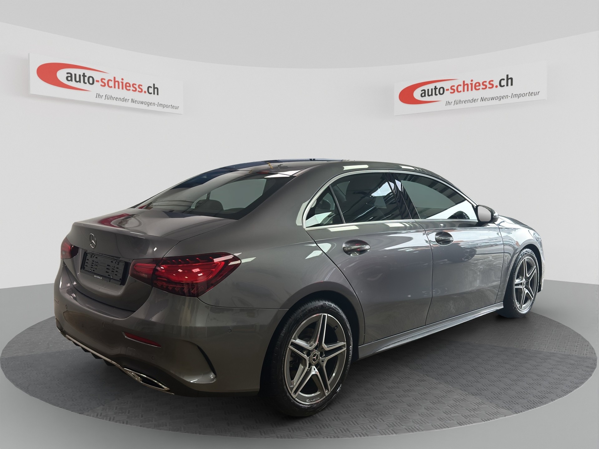 MERCEDES-BENZ A 200 7G-DCT AMG-LINE-image-7