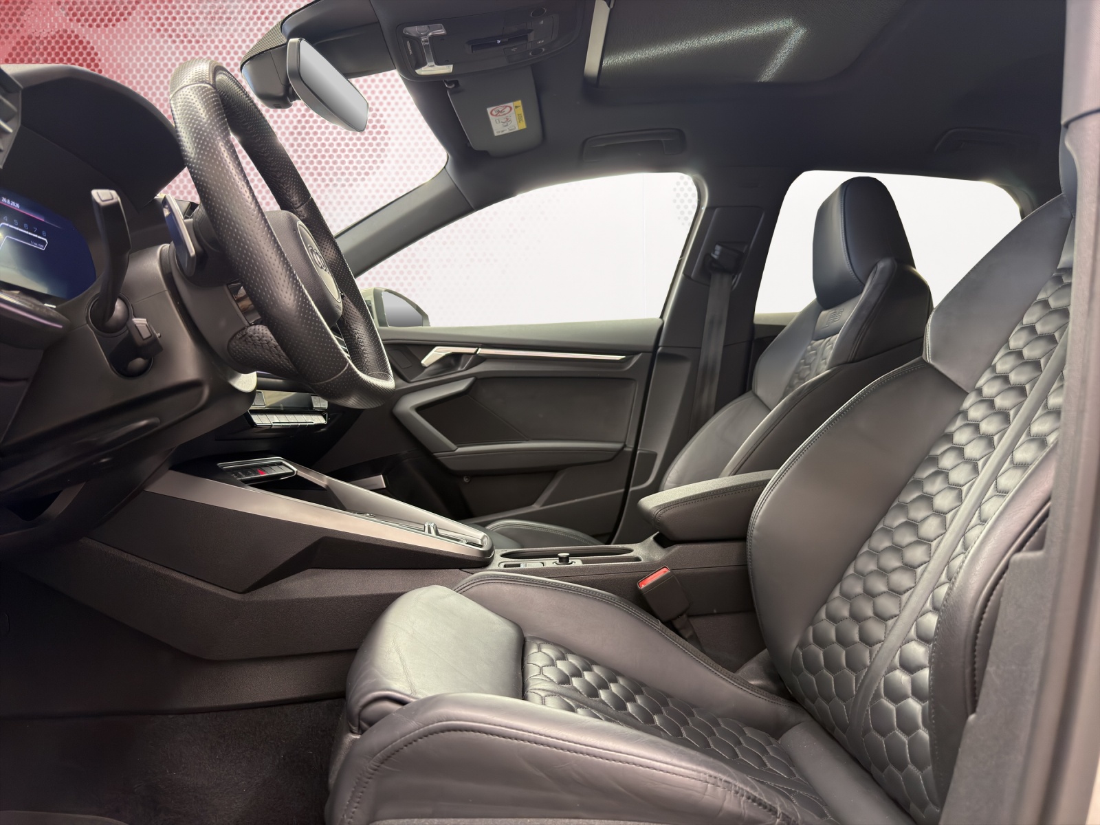 AUDI RS3 Sportback 2.5 TSI quattro S-tronic-image-9