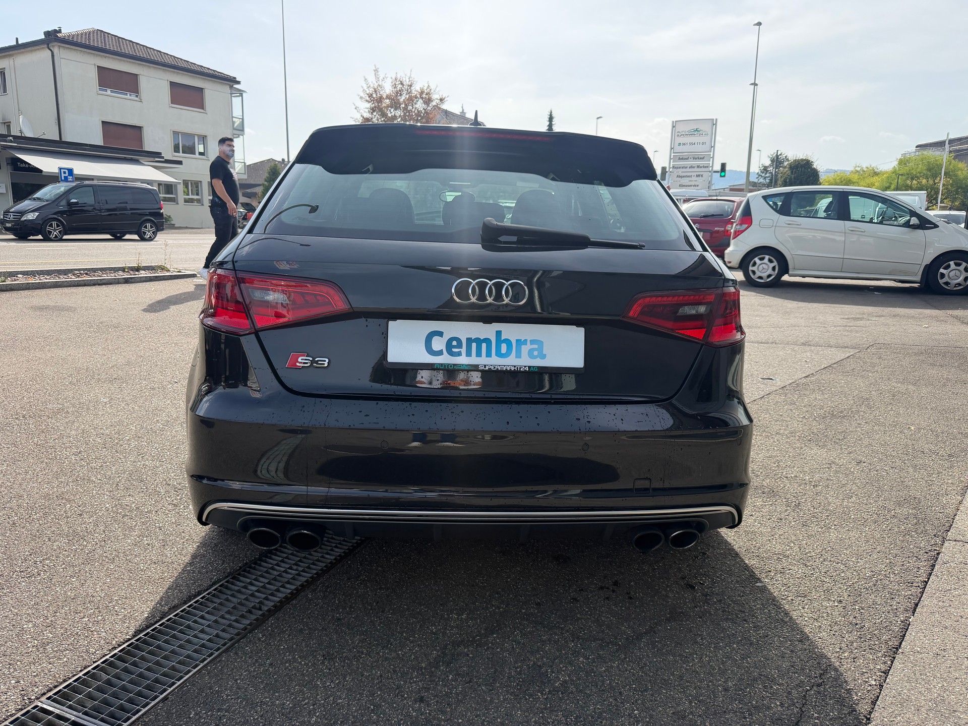 AUDI S3 Sportback 2.0 TFSI quattro S-tronic-showroom-element-3