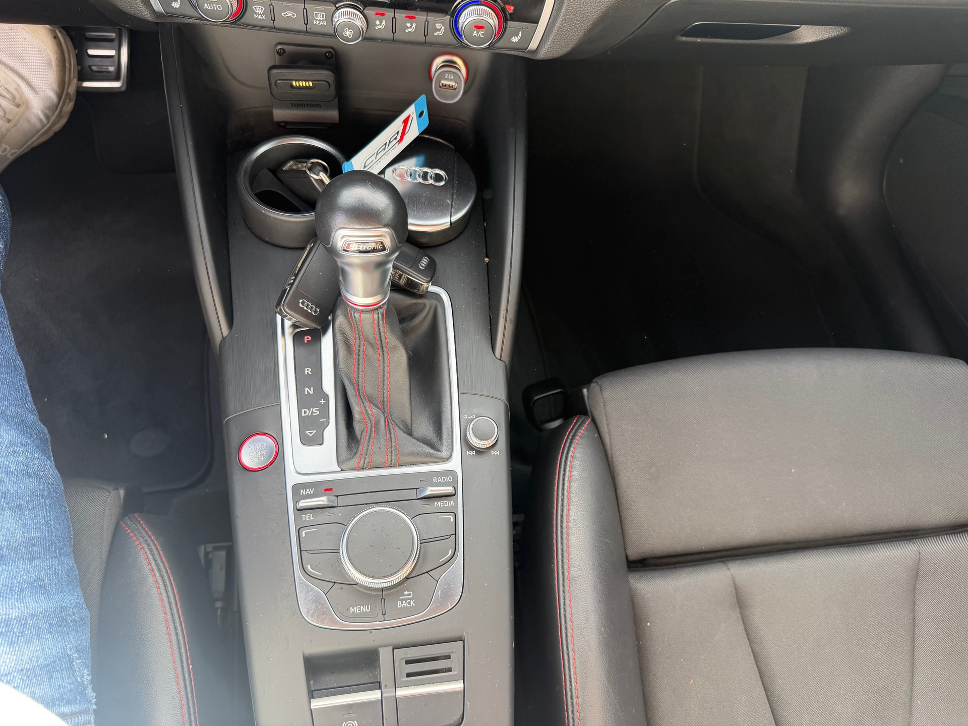 AUDI S3 Sportback 2.0 TFSI quattro S-tronic-image-12