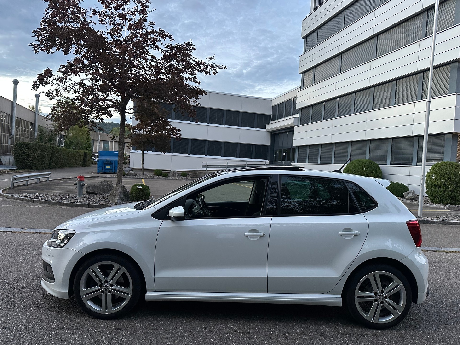 VW Polo 1.0 TSI BMT R- Line DSG-image-7