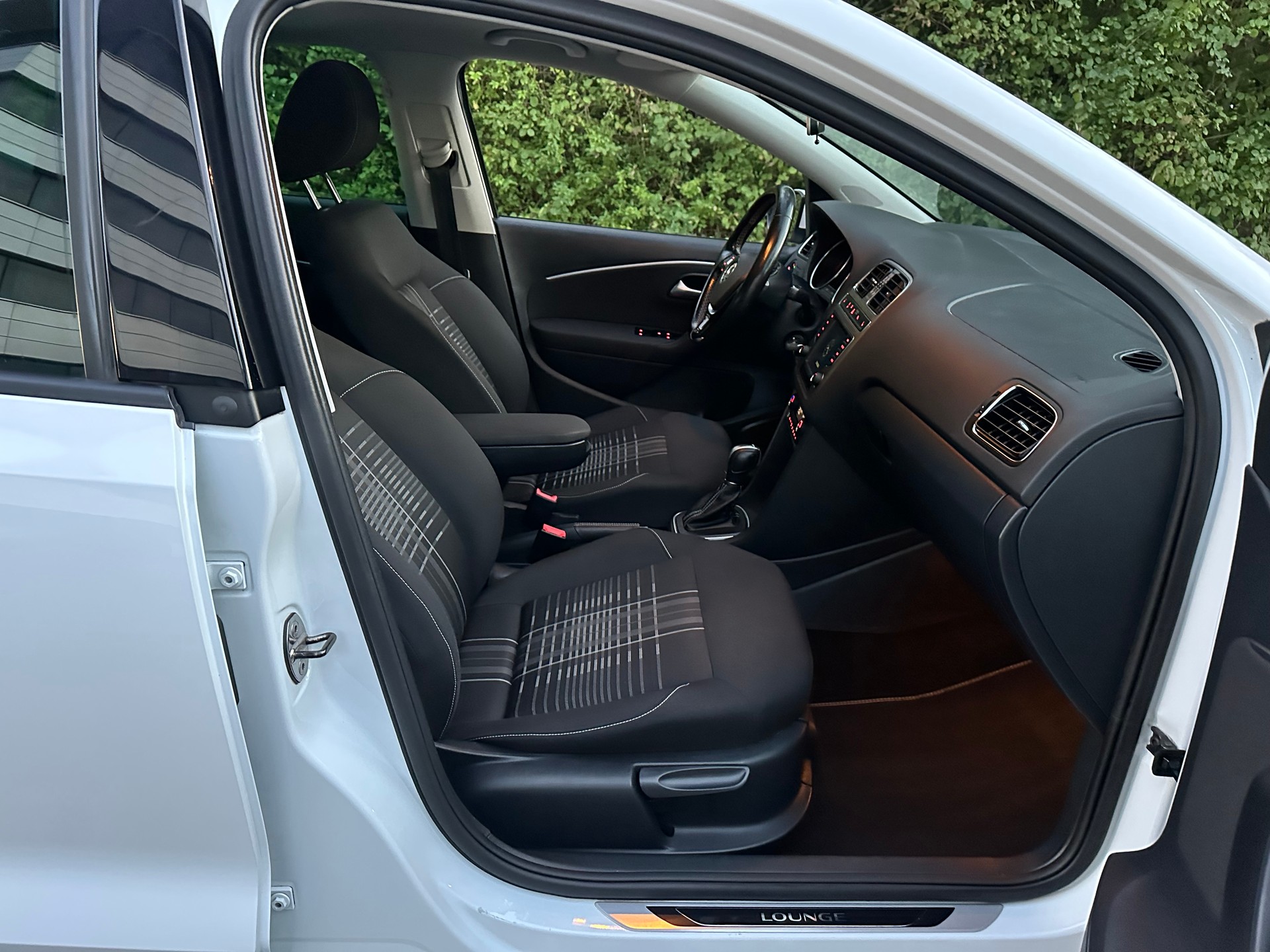 VW Polo 1.0 TSI BMT R- Line DSG-image-9