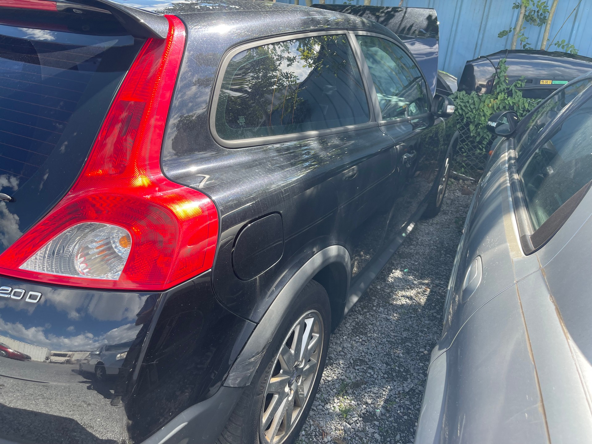 VOLVO C30 2.0D-image-1