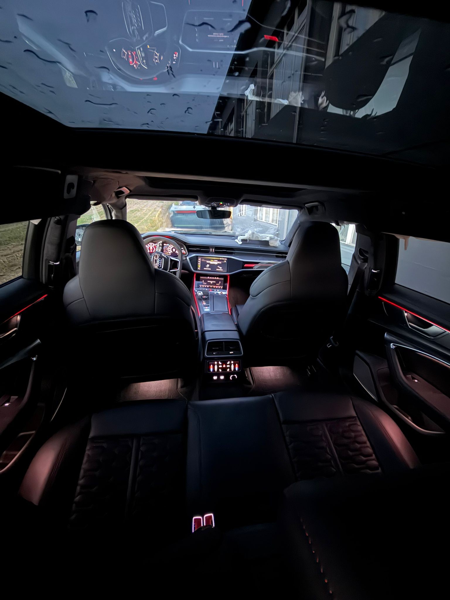 AUDI RS6 Avant 4.0 TFSI V8 quattro-image-8