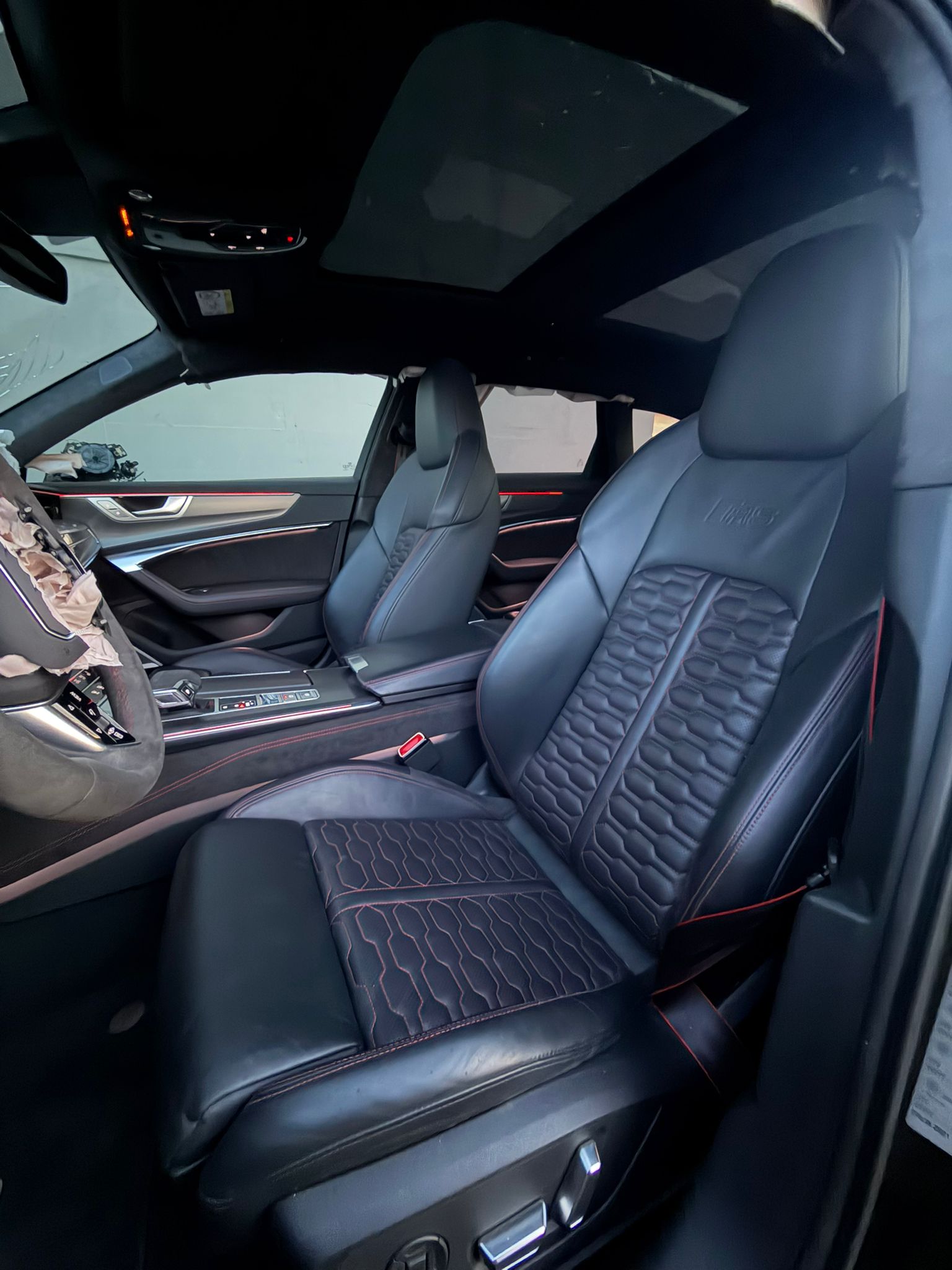 AUDI RS6 Avant 4.0 TFSI V8 quattro-image-6