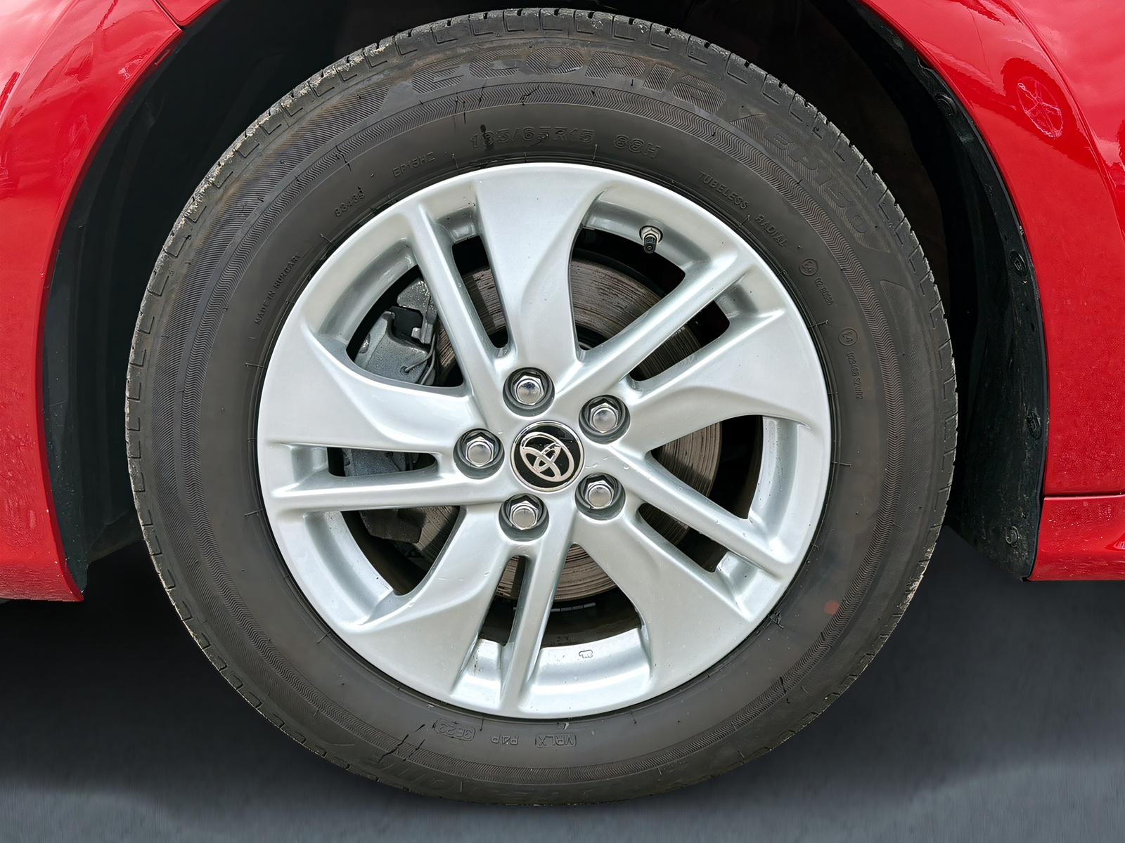 TOYOTA Yaris 1.5 Comfort e-CVT-image-13