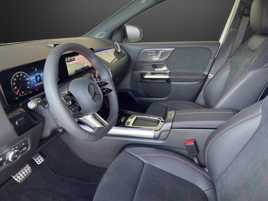 MERCEDES-BENZ GLA 200 Night Star 7G-D-image-5