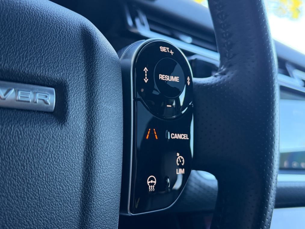 LAND ROVER Range Rover Velar D 240 S-image-6