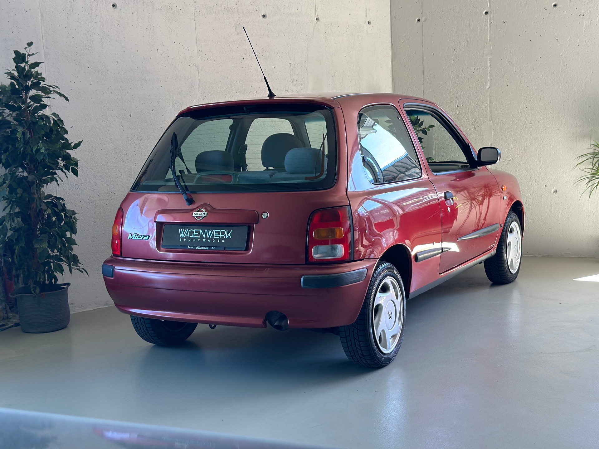 NISSAN Micra 1.3 Plus-image-4