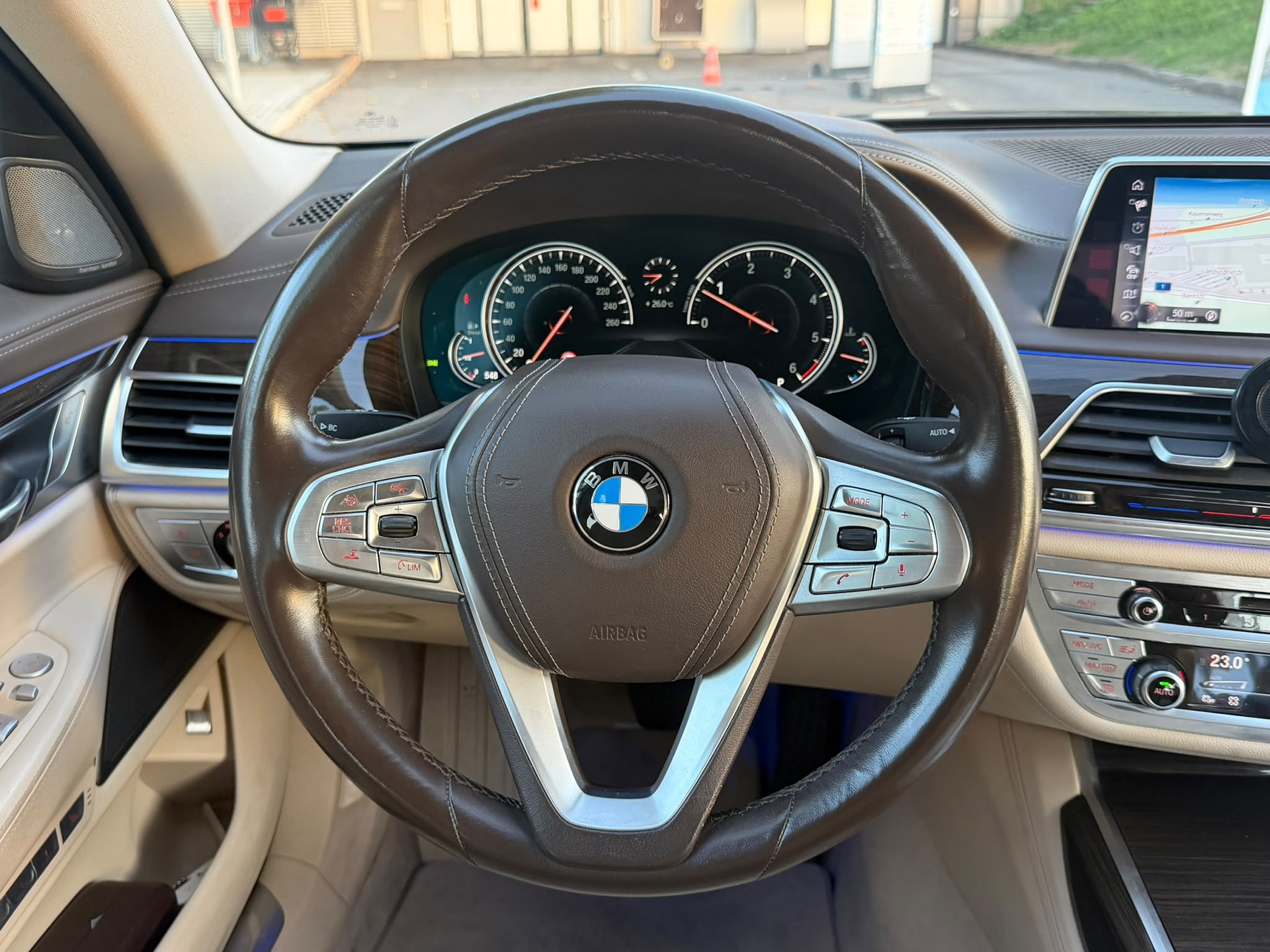 BMW 730d Business Modell Steptronic-image-12