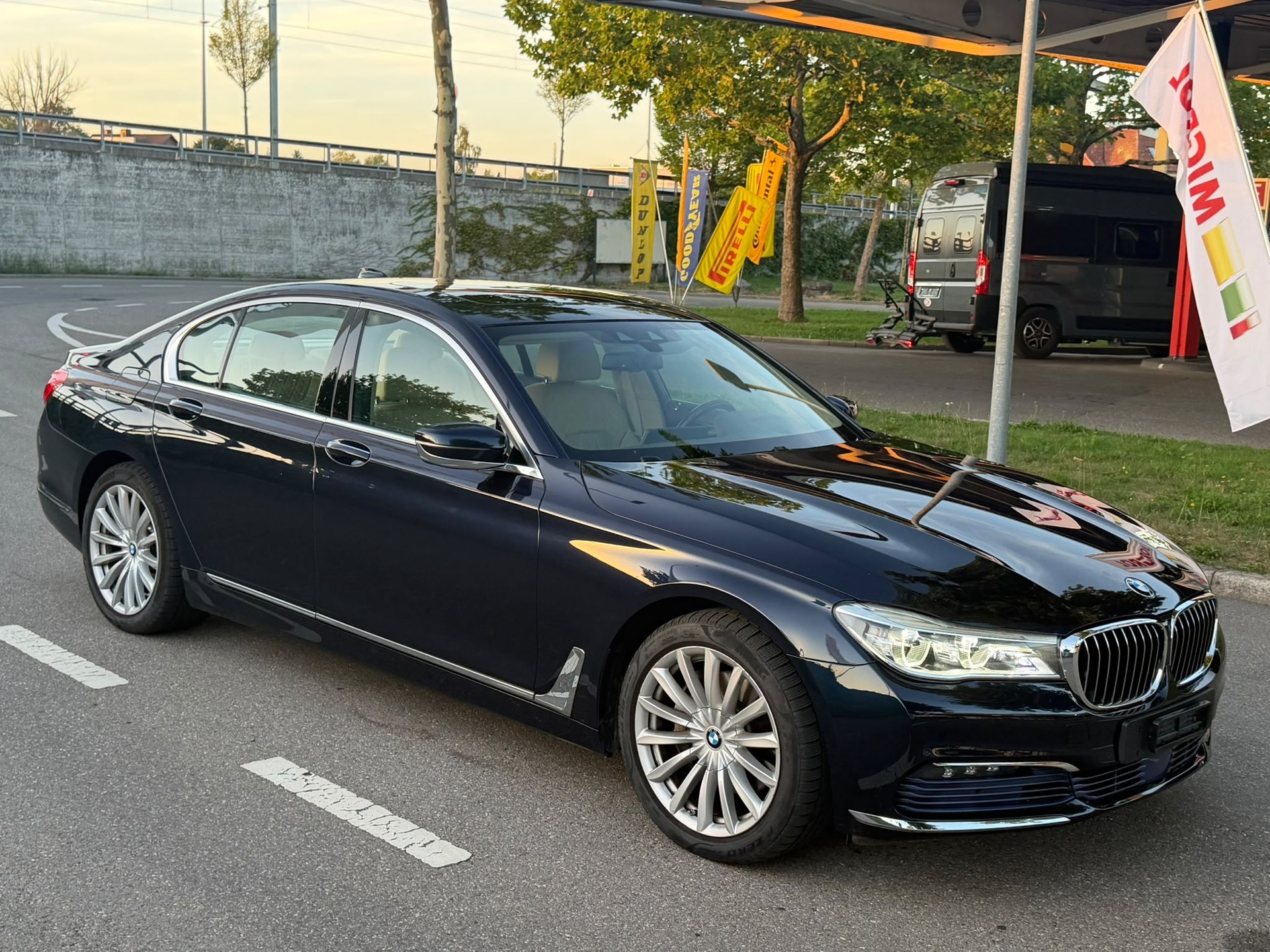 BMW 730d Business Modell Steptronic-image-1