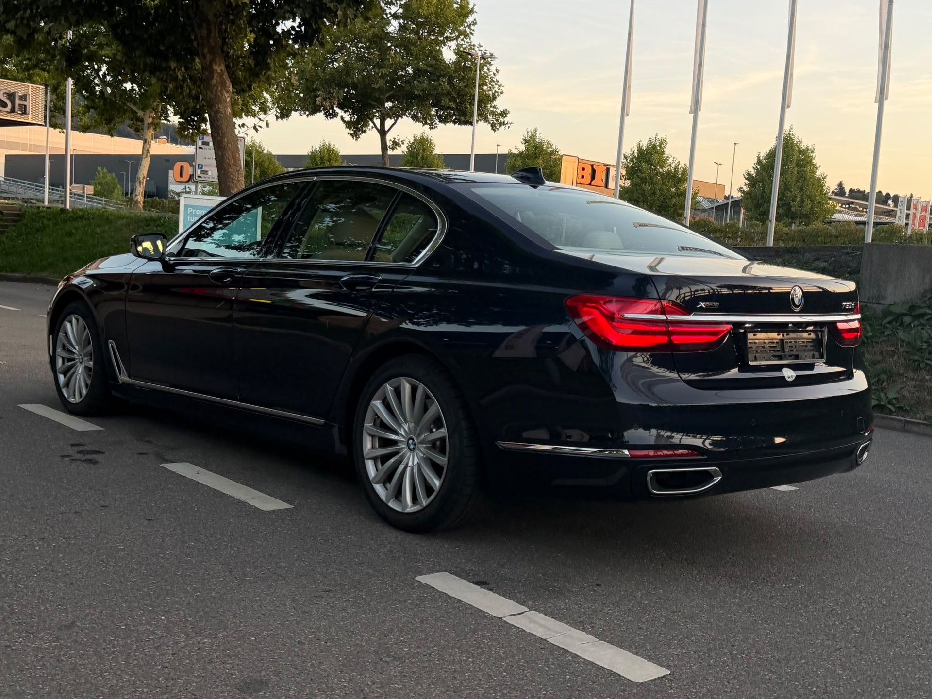 BMW 730d Business Modell Steptronic-image-4