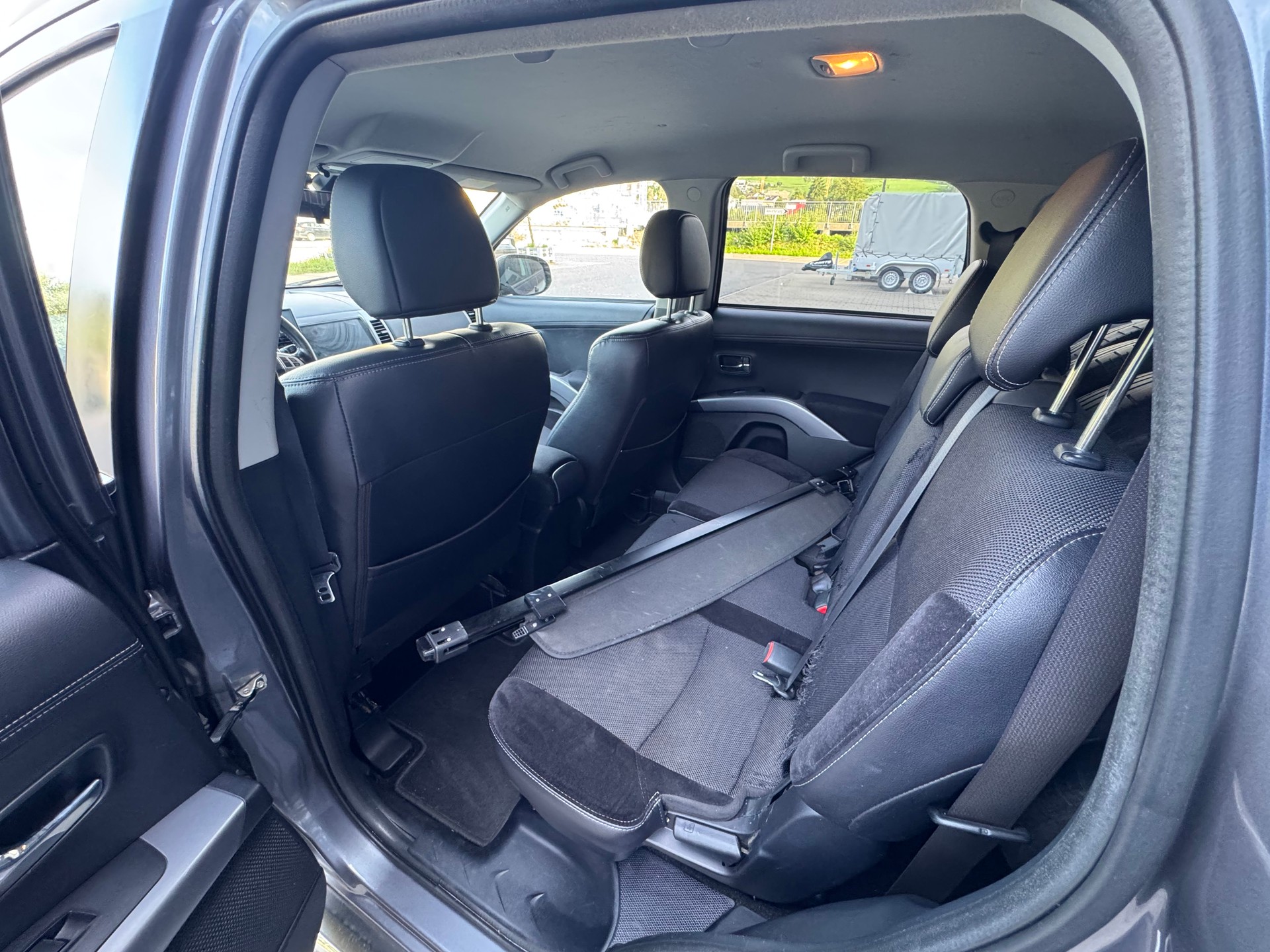 MITSUBISHI Outlander 2.2 DID Invite 4WD TC-SST-image-7