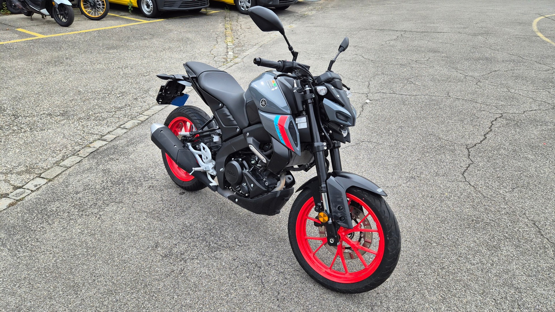 YAMAHA MT-125 ABS-image-5