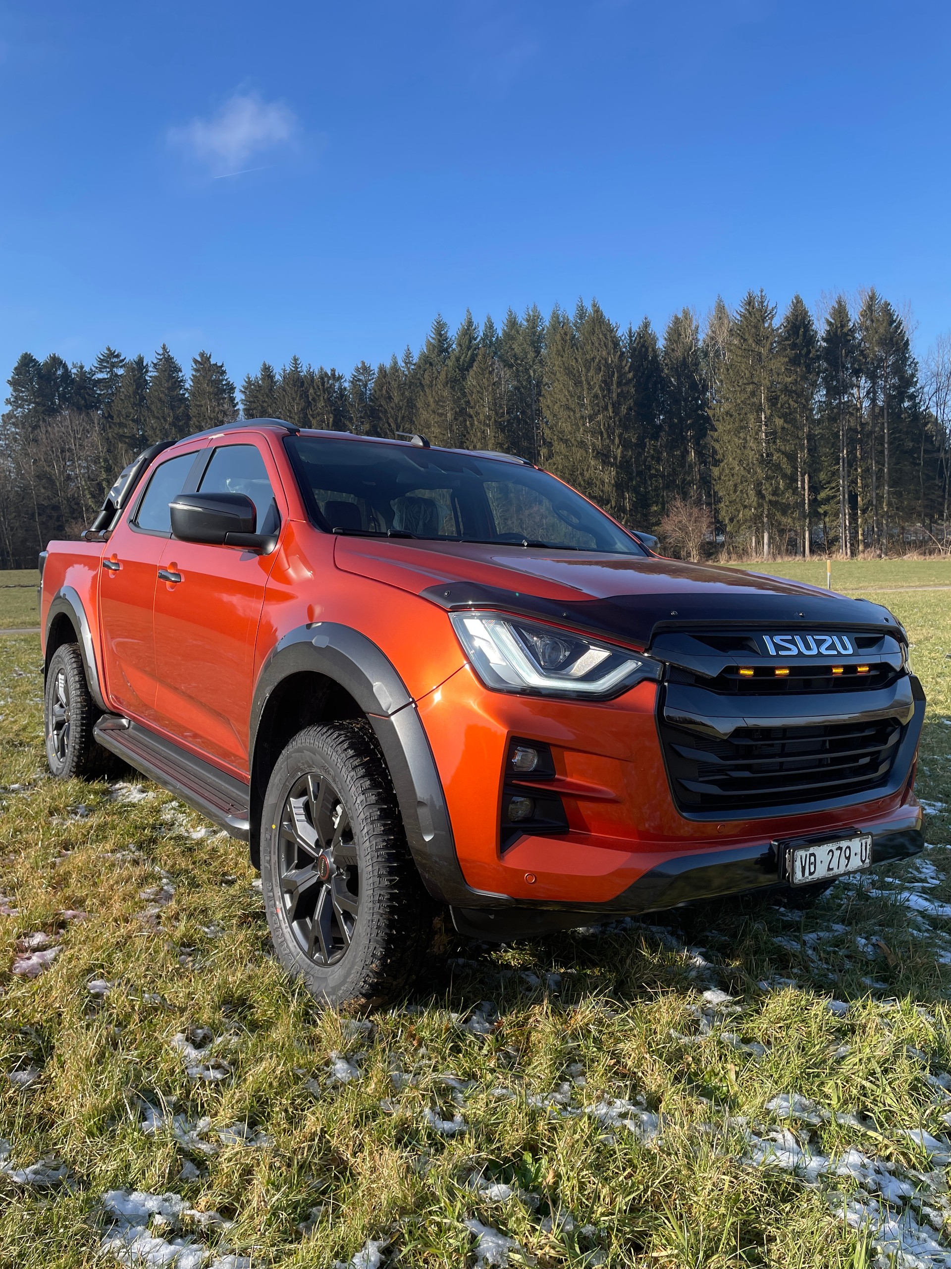 ISUZU D-MAX 1.9 CrewCab N60 Nitro Sport 4x4-image-0