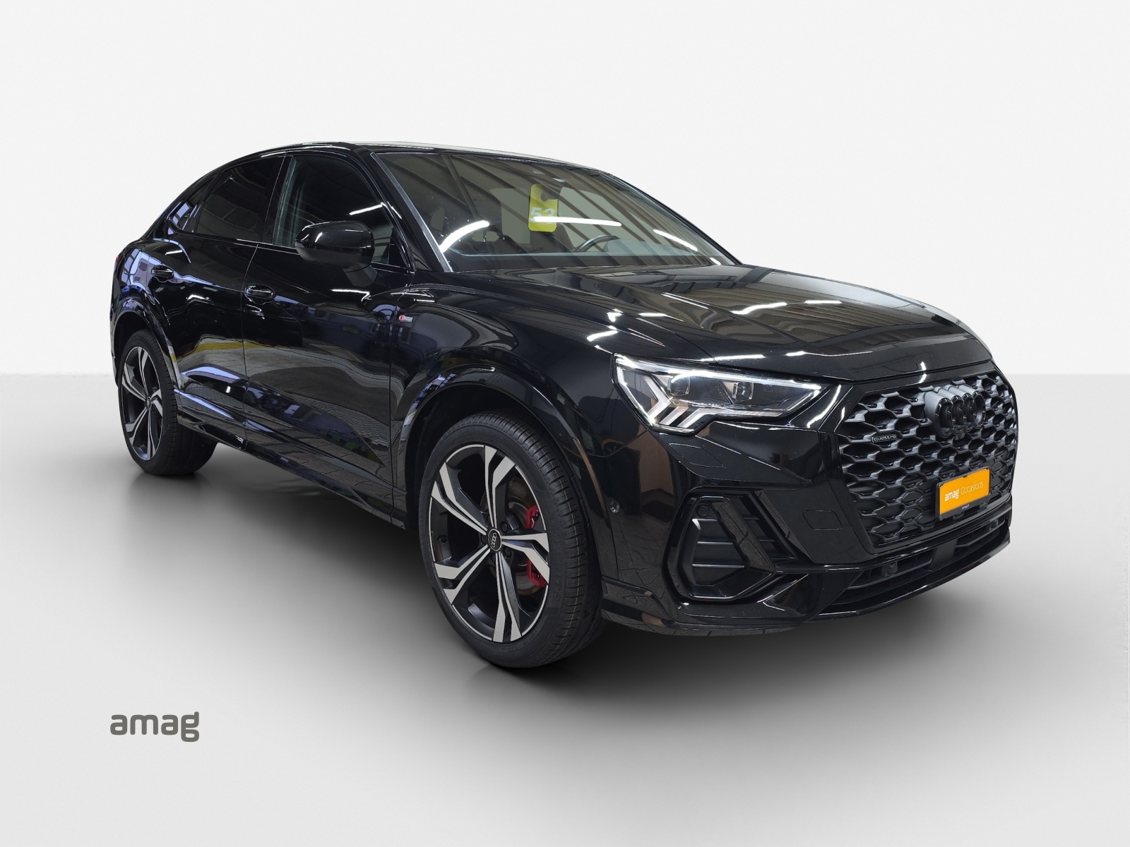 AUDI Q3 Sportback 45 TFSI S line quattro S-tronic-image-5
