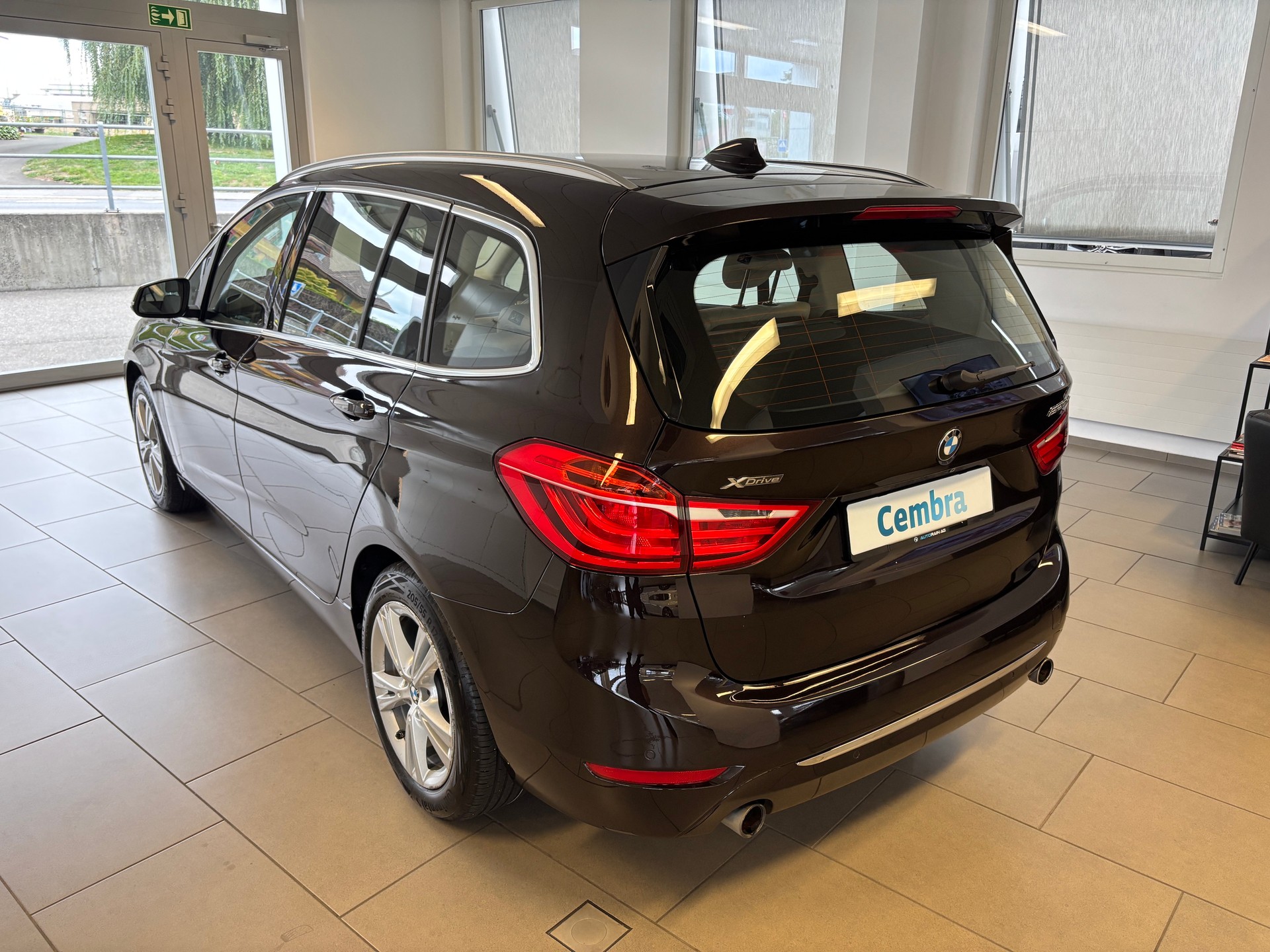 BMW 220d xDrive Gran Tourer Luxury Line Steptronic-showroom-element-3