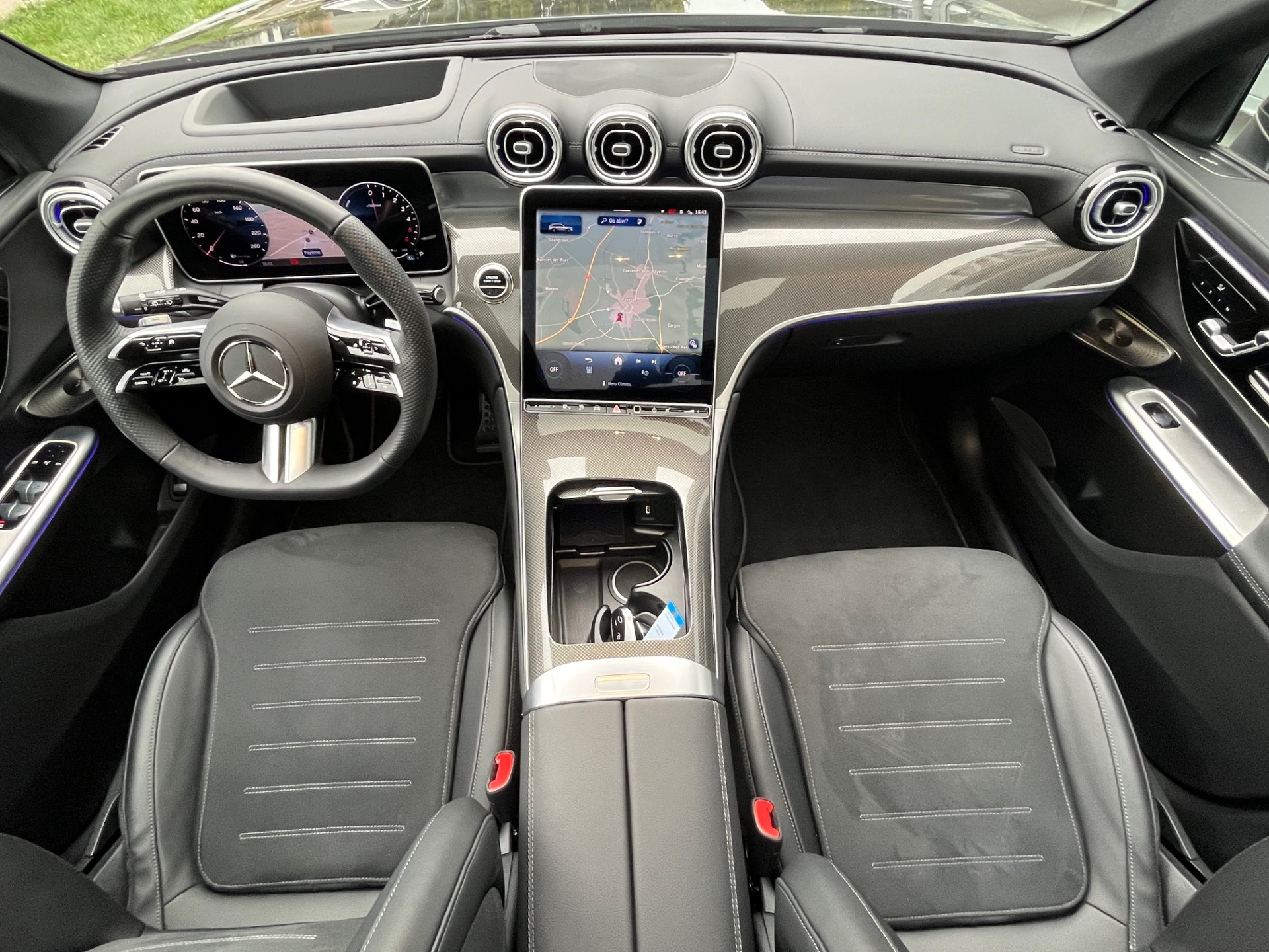 MERCEDES-BENZ GLC 300 de 4Matic EQ Star 9G-Tronic-image-12
