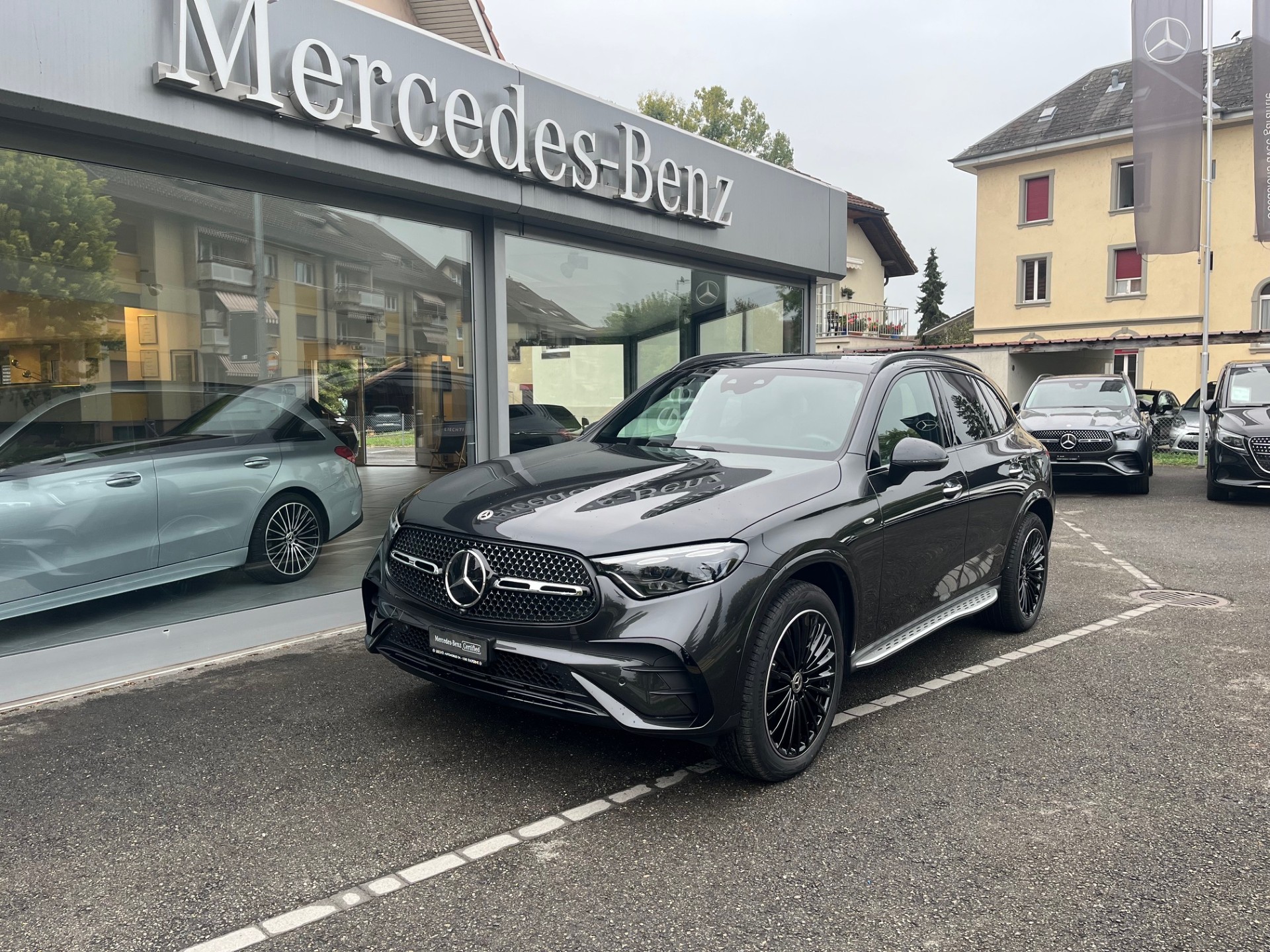 MERCEDES-BENZ GLC 300 de 4Matic EQ Star 9G-Tronic-image-1