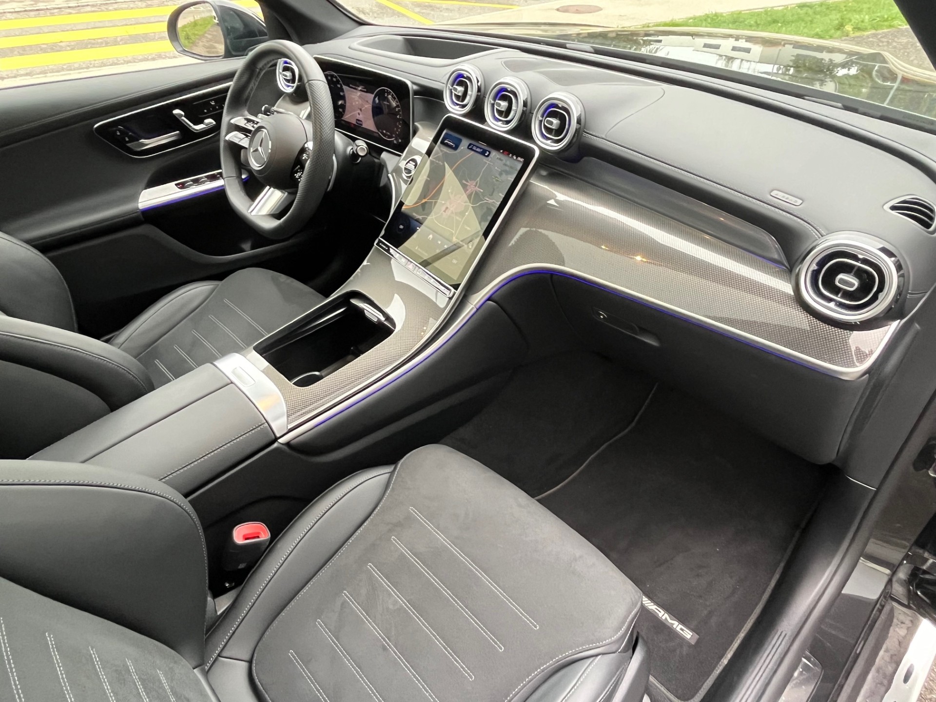 MERCEDES-BENZ GLC 300 de 4Matic EQ Star 9G-Tronic-image-9