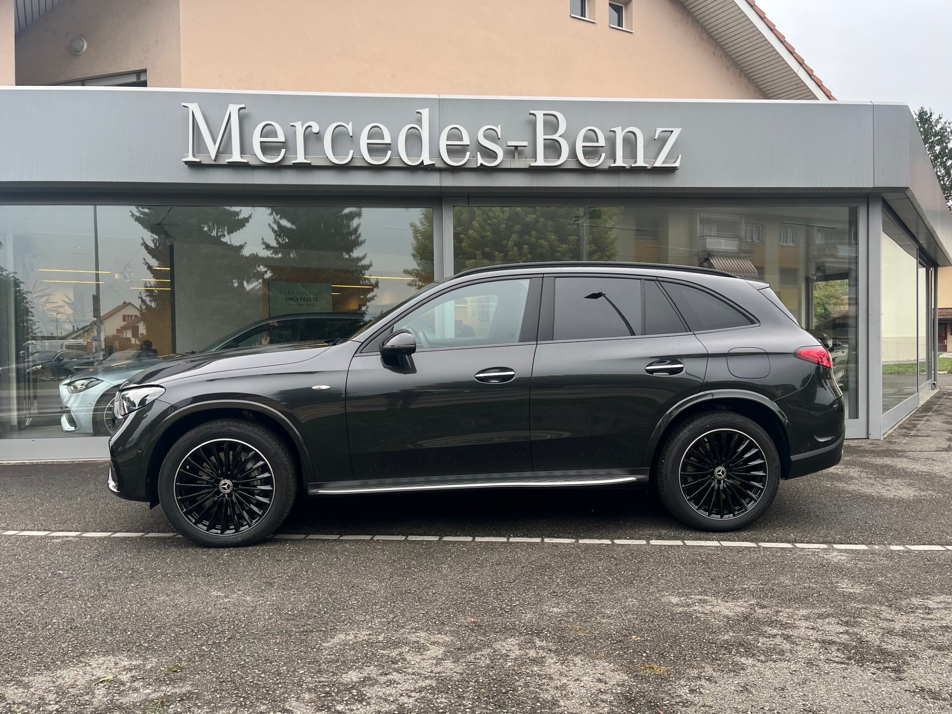MERCEDES-BENZ GLC 300 de 4Matic EQ Star 9G-Tronic-image-2