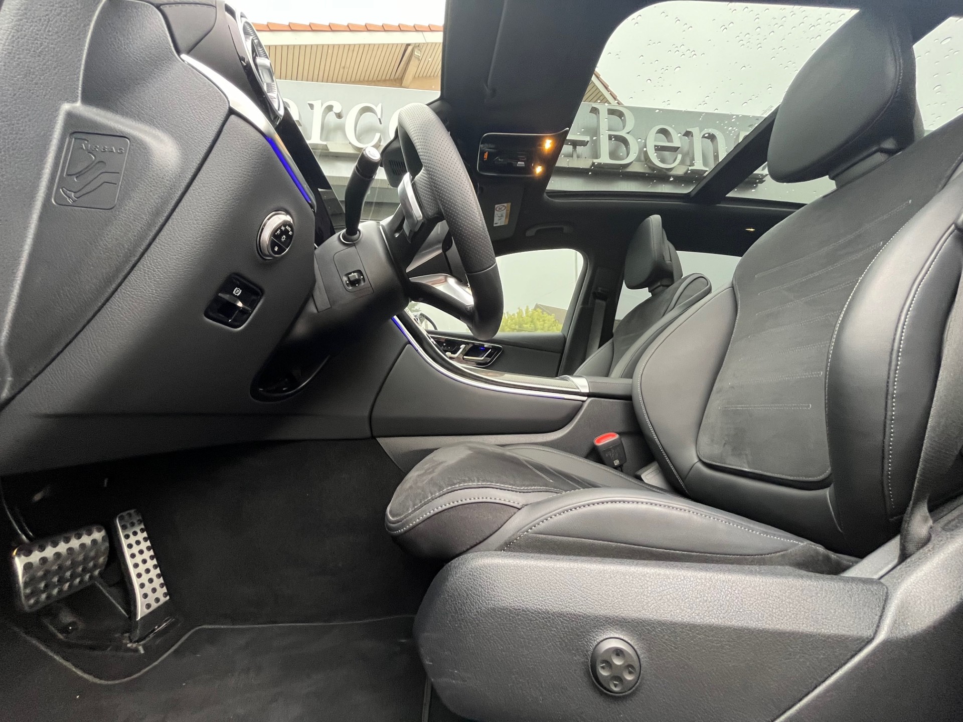 MERCEDES-BENZ GLC 300 de 4Matic EQ Star 9G-Tronic-image-21