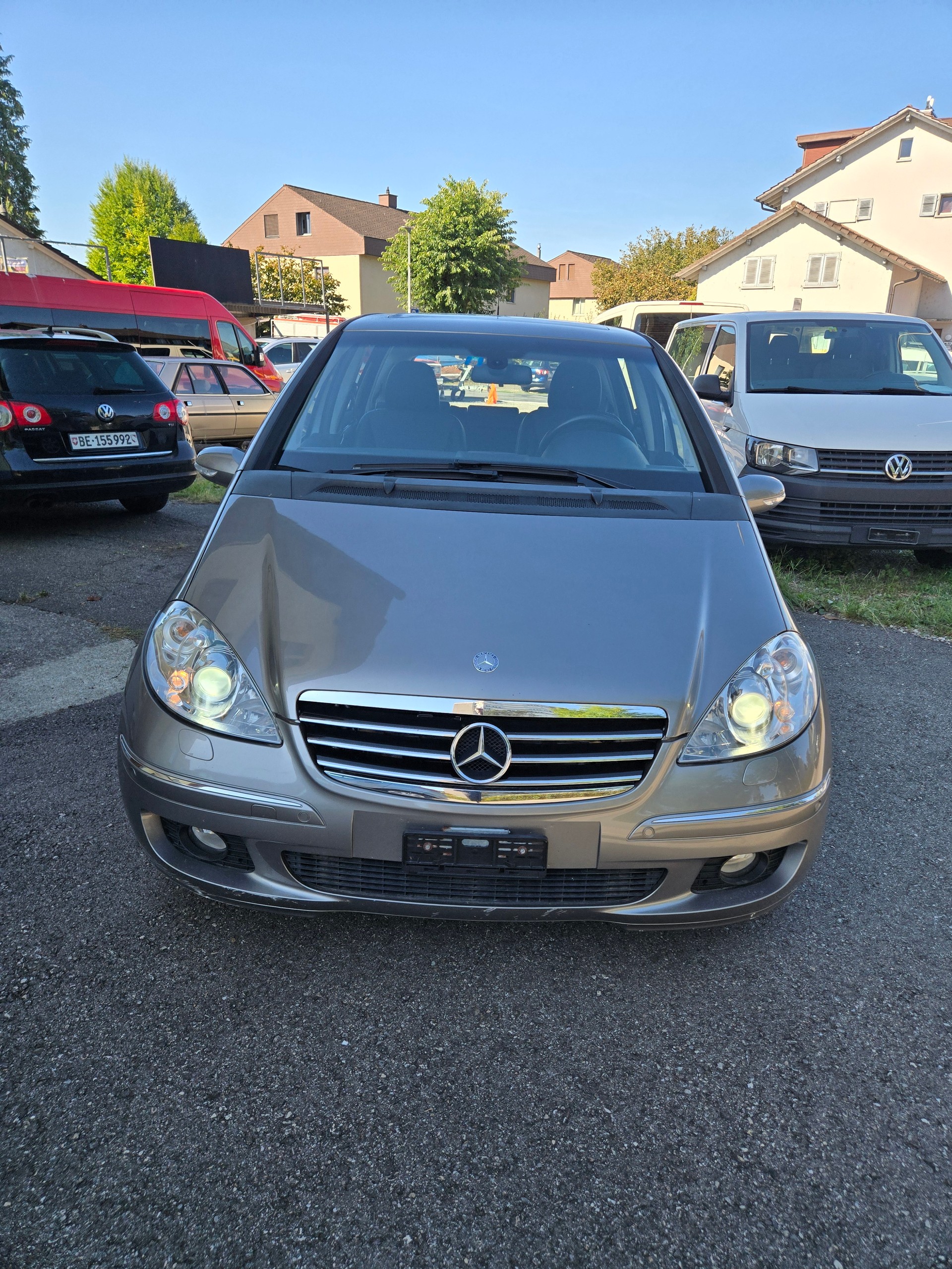 MERCEDES-BENZ A 200 Avantgarde-image-2
