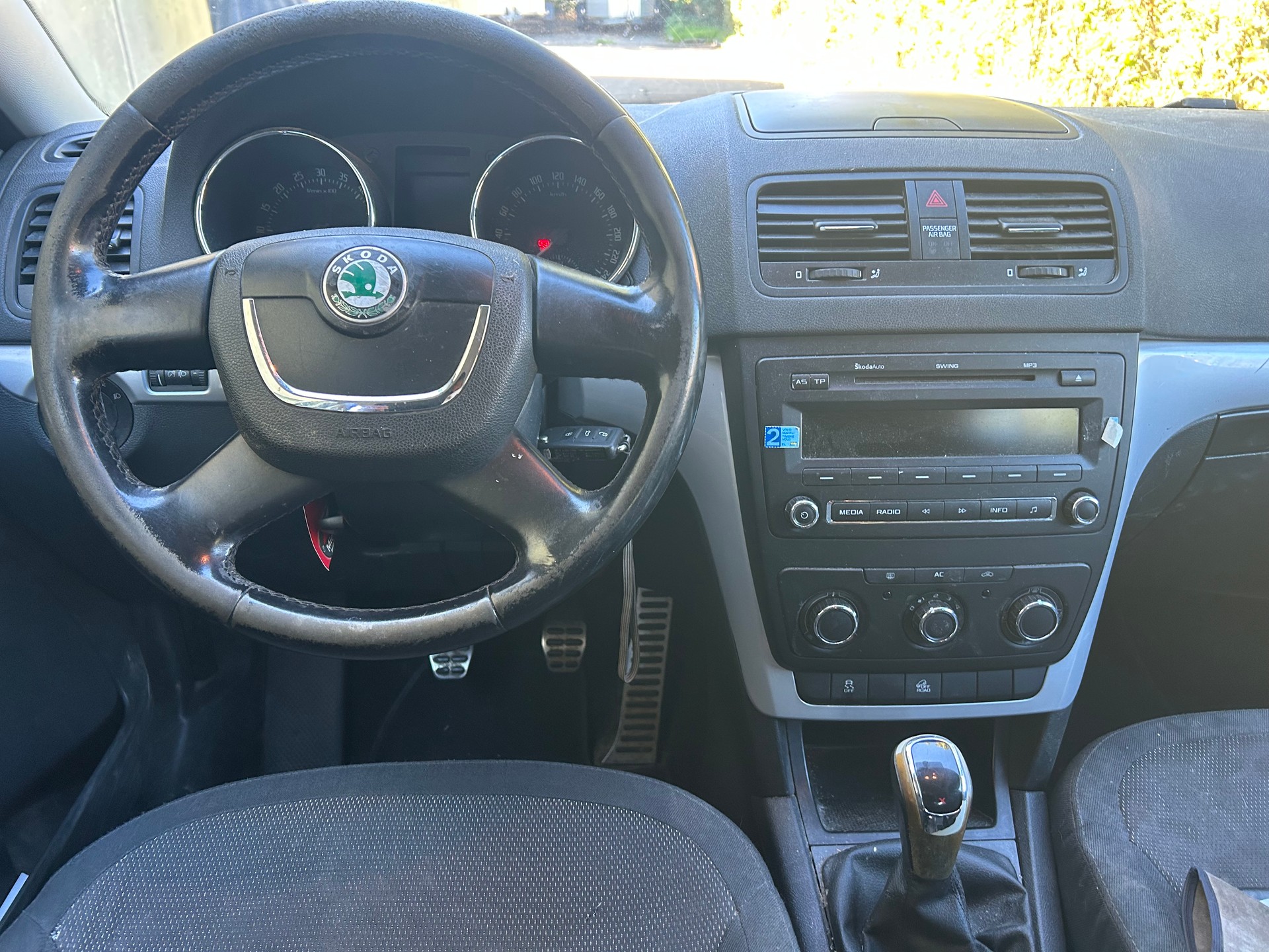 SKODA Yeti 2.0 TDI Clever 4x4-image-5