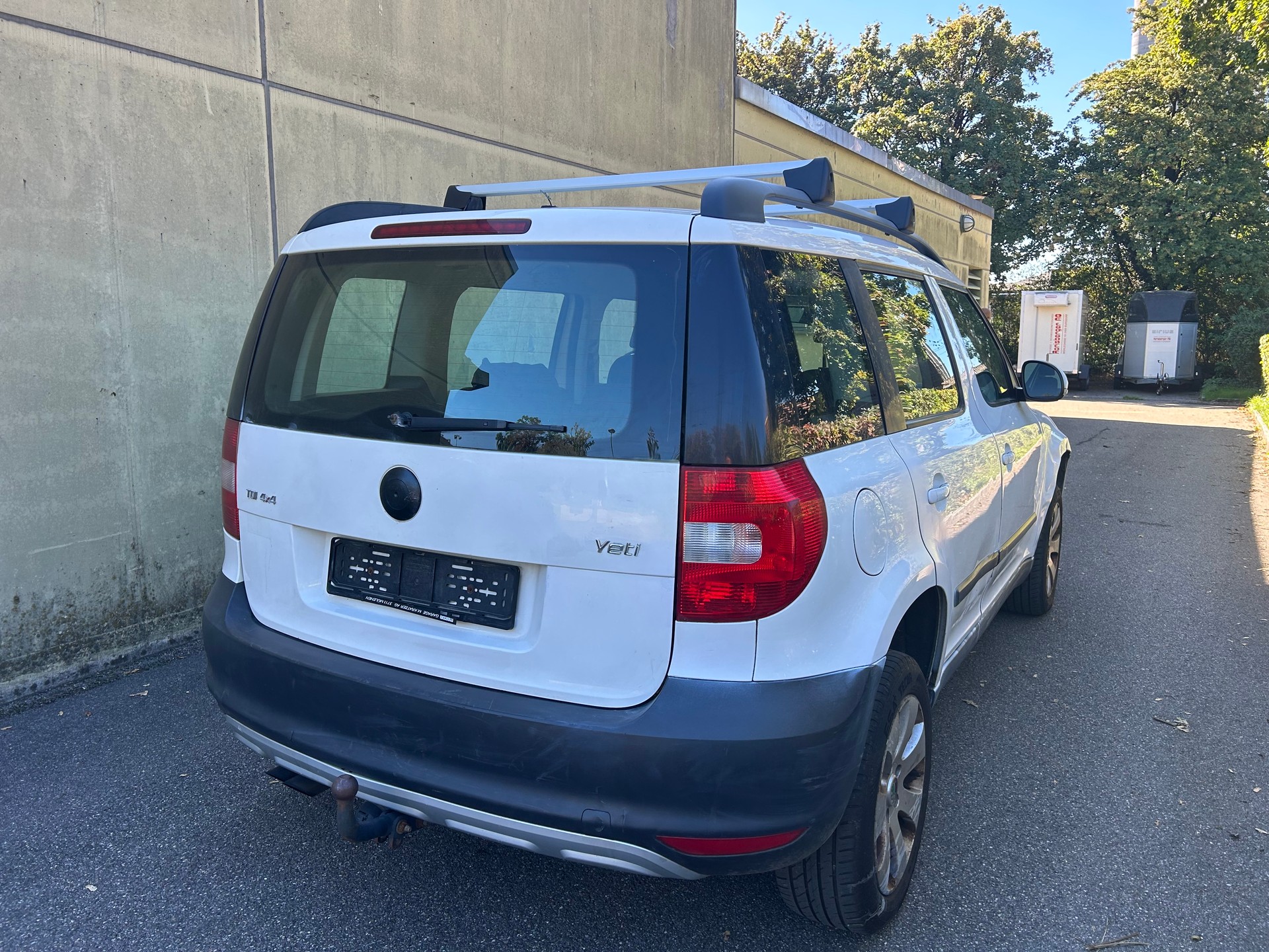 SKODA Yeti 2.0 TDI Clever 4x4-image-3