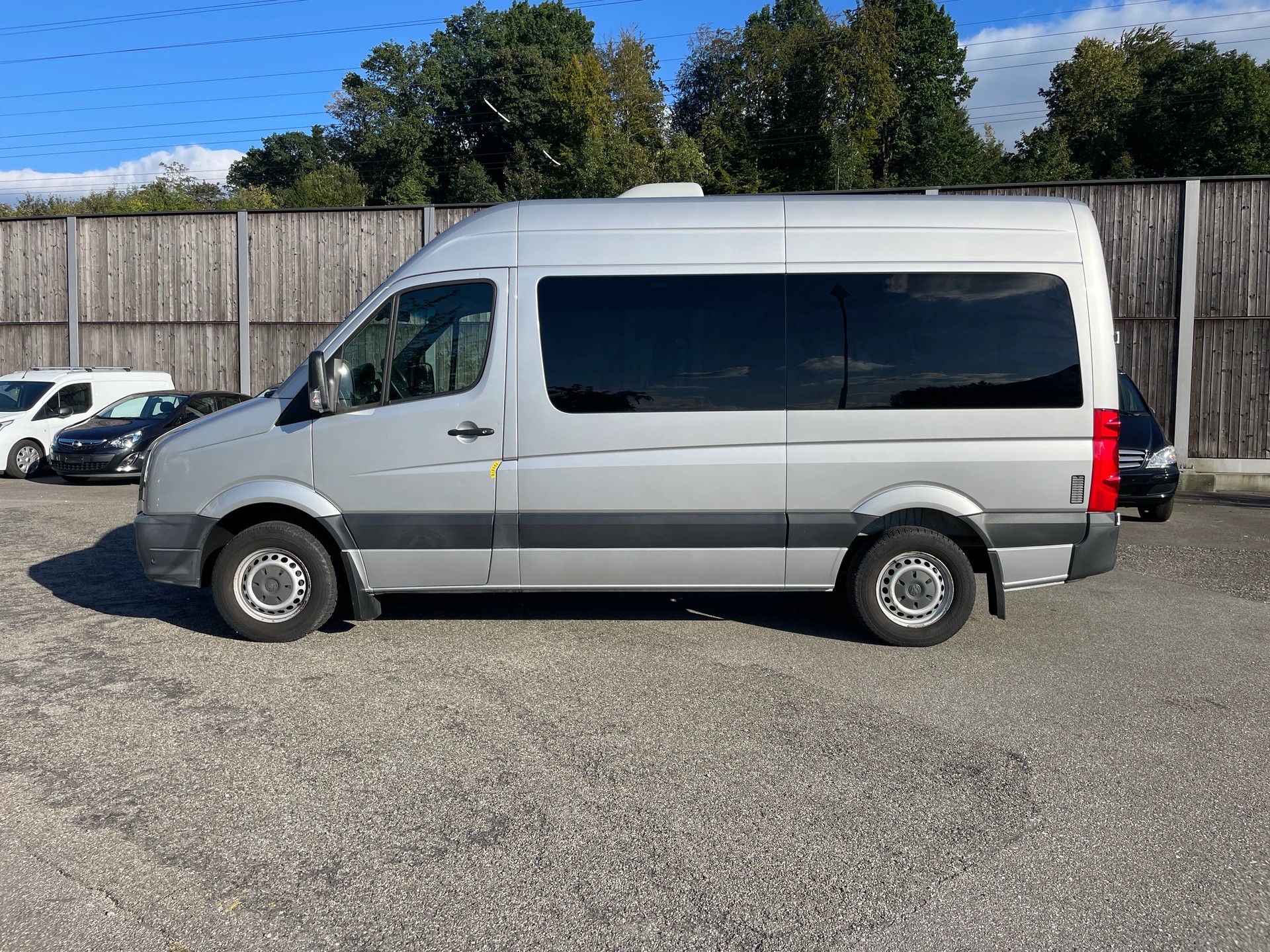 VW Crafter 35 2.0 TDI * 12 Sitze-image-1