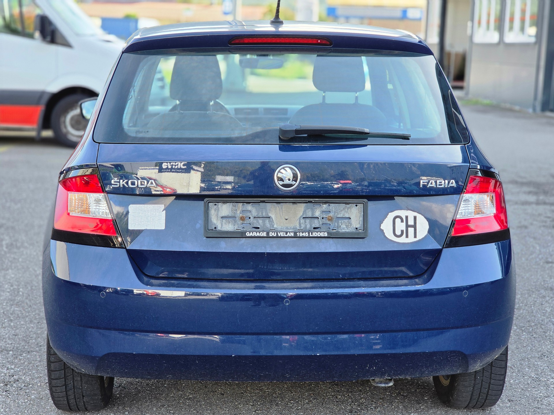 SKODA Fabia 1.4 TDI Swiss Edition-image-3